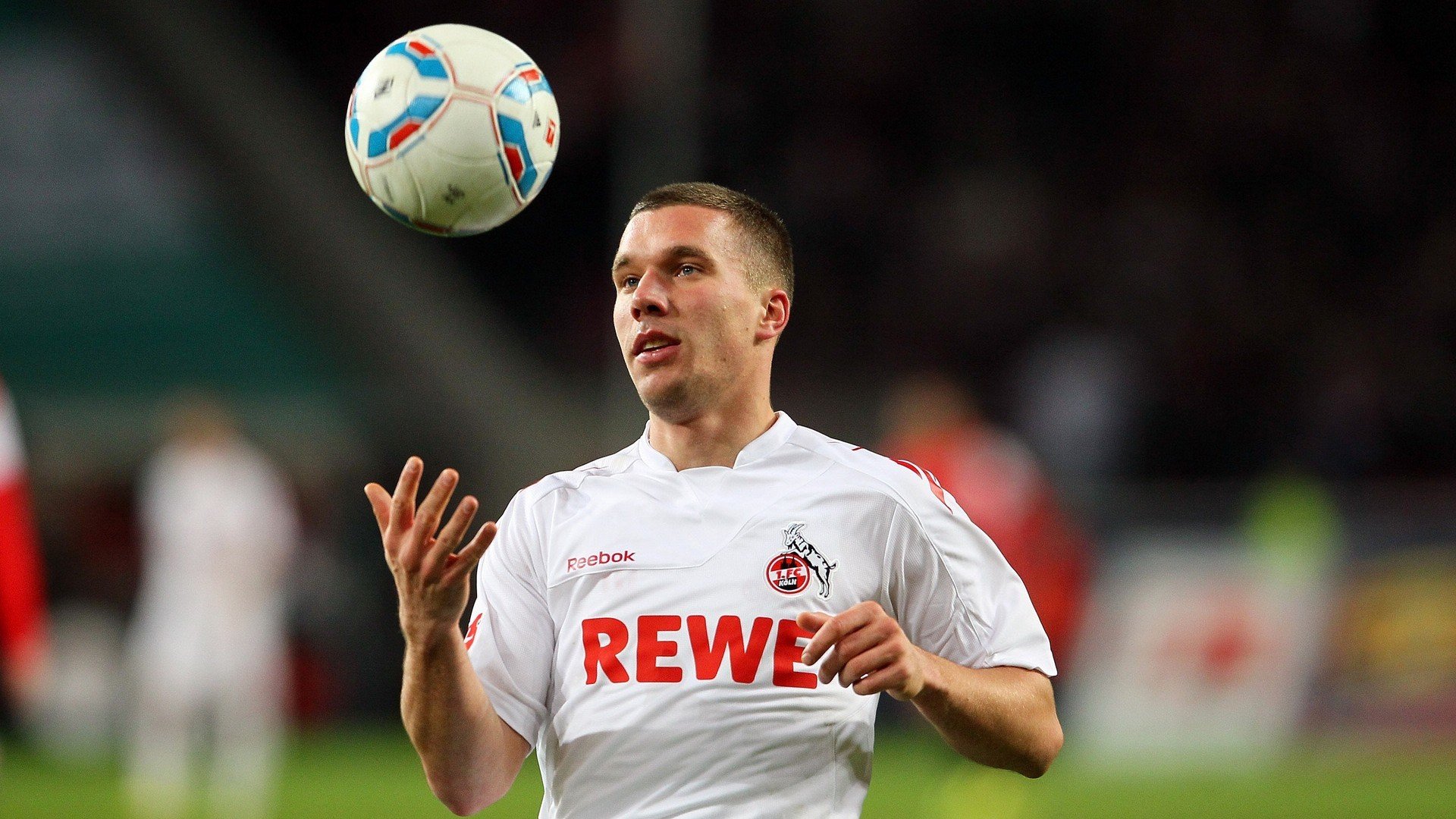 中国男篮用拼搏换来掌声与尊重,中国男篮众人谈