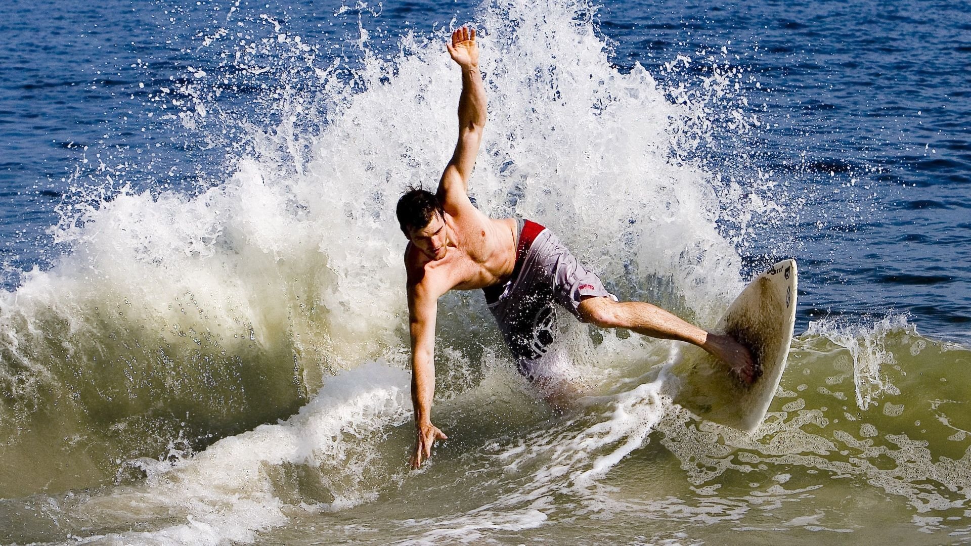 库里火力全开助勇士止颓，库里尽力了